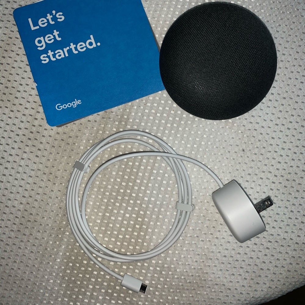Google Home Mini - Picture 7 of 7